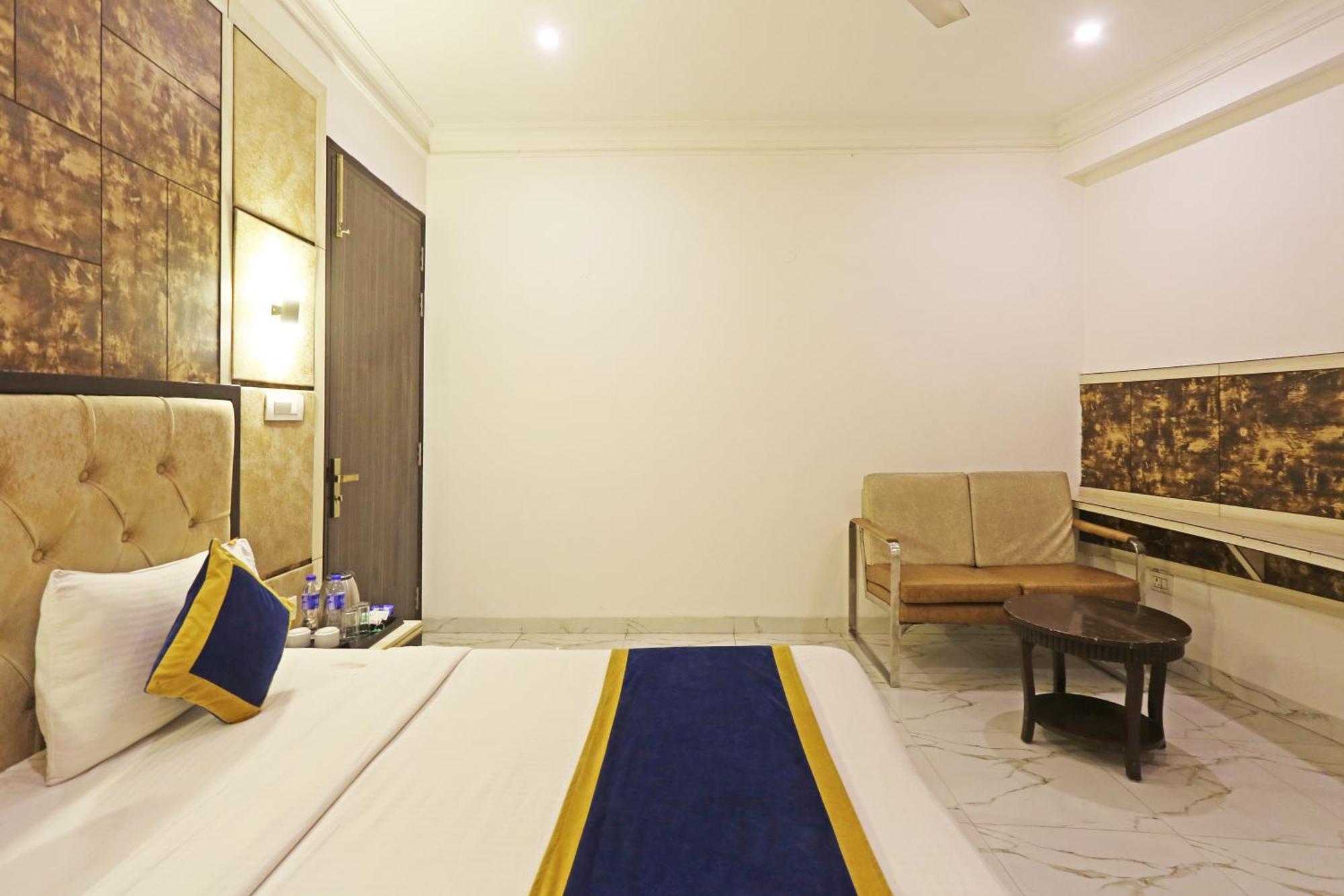 The Almora Residency - Complimentary Airport Trasnfer Hotel