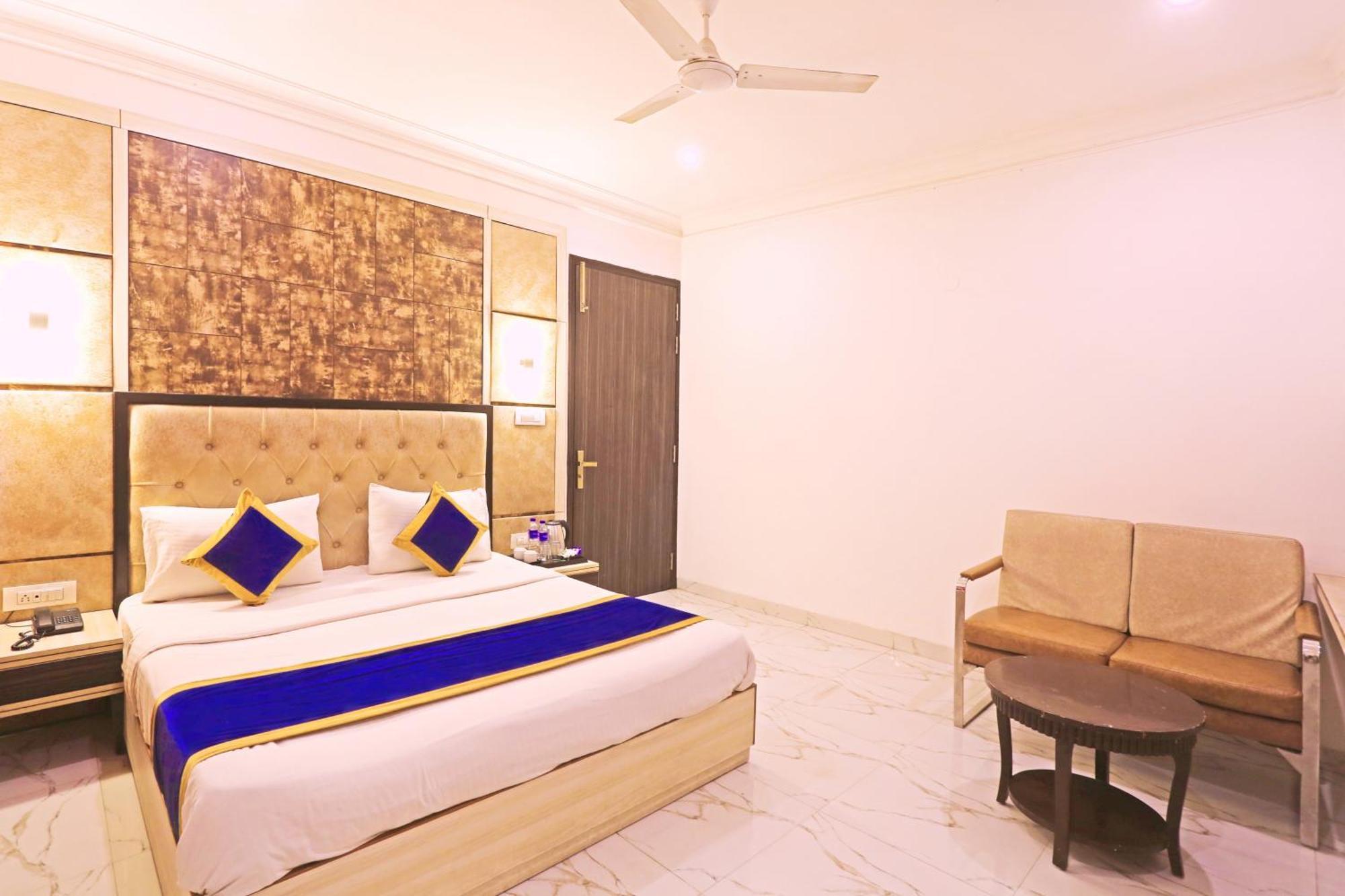 The Almora Residency - Complimentary Airport Trasnfer 4*