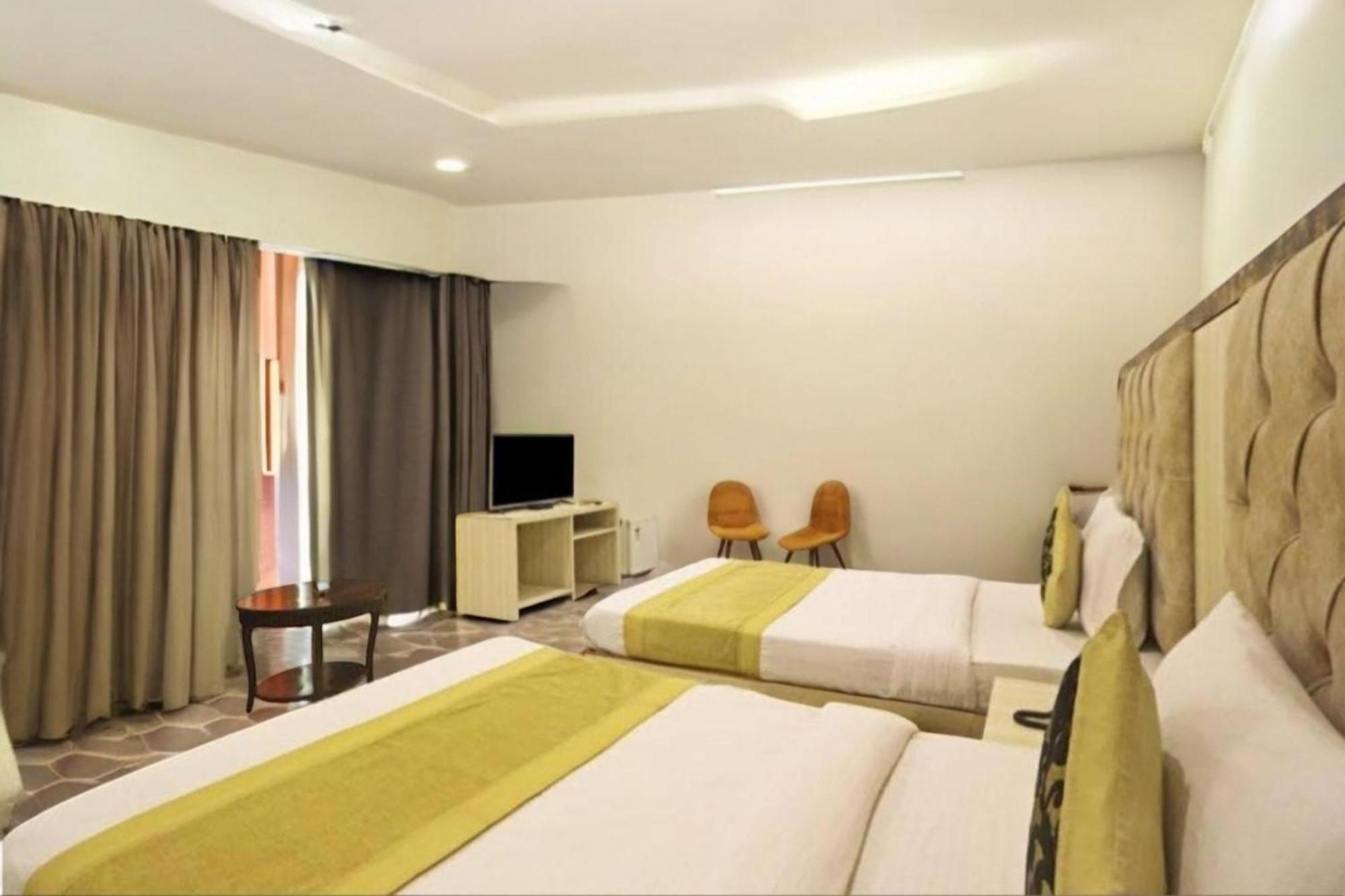 The Almora Residency - Complimentary Airport Trasnfer 4*